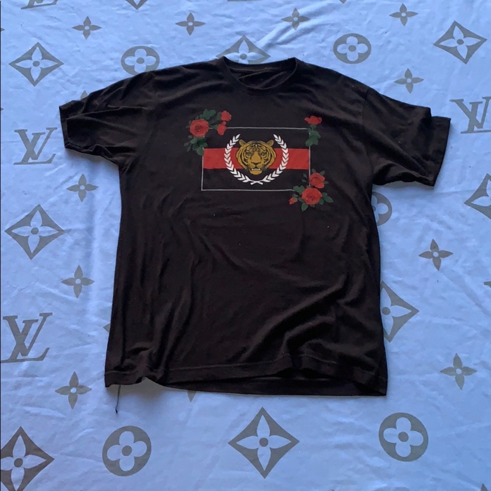 Men’s graphic tee